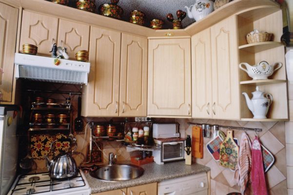 Кухни с мебельными фасадами МДФ в пленке ПВХ